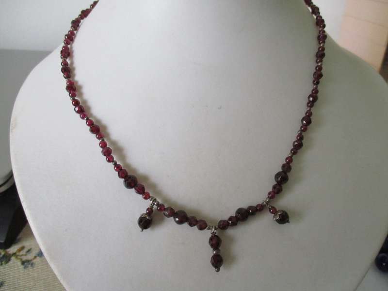 Sterling Silver and genuine Garnets Necklace