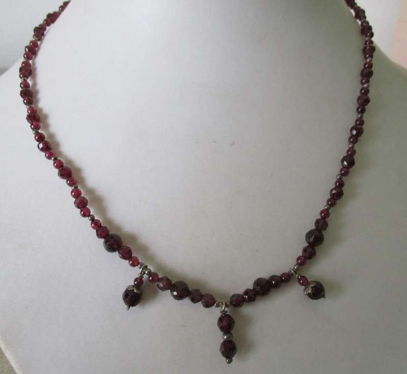 Sterling Silver and genuine Garnets Necklace