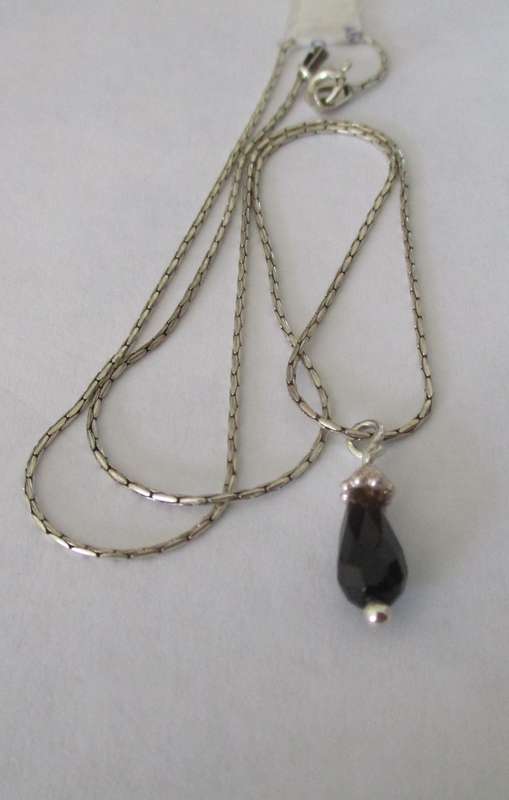 Sterling Silver Chain & Drop Black Onyx Penadant