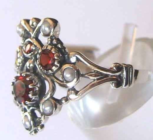 925 Sterling Silver and Genuine Garnets and Seed Pearls Ring