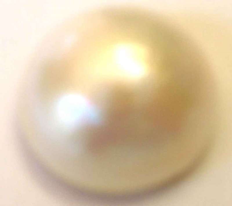 15.00mm Genuine Mabe` White Round 9.00 ct.