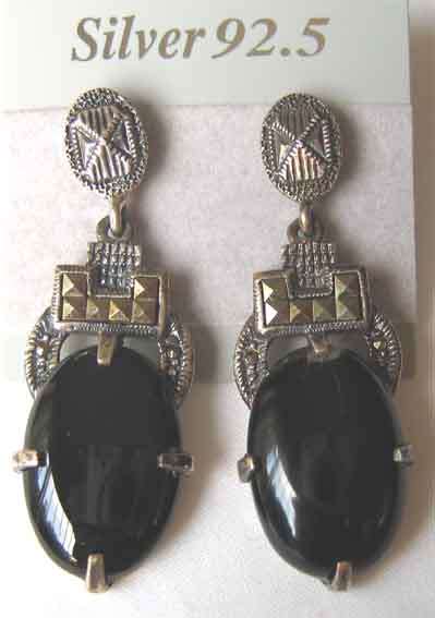 Glorious a Pair of  Silver  Black Onyx  Earrings