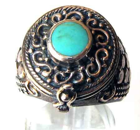 Solid 925 -Sterling Silver & Turquoise - Poison   Ring.