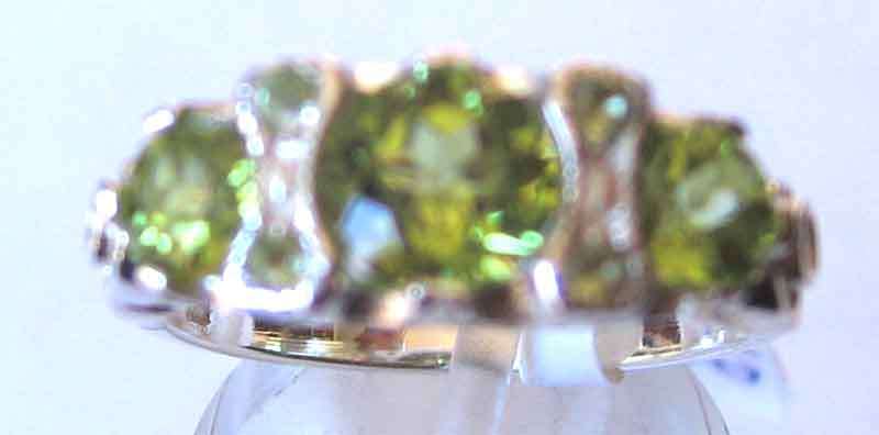 Gorgeous 925 Sterling Silver  and  Peridots Ring
