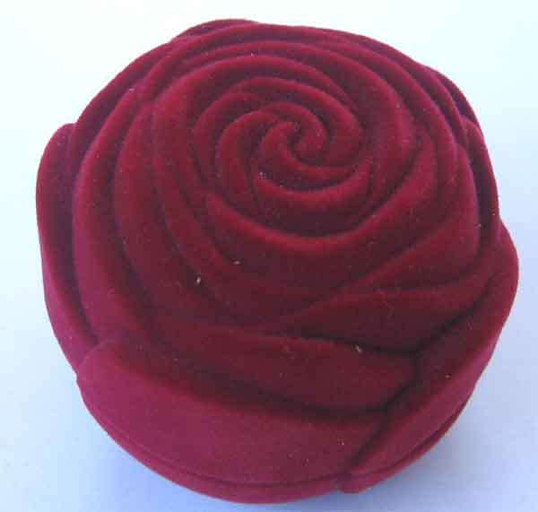 Lovely  Rose  - Velvet Box for Ring .