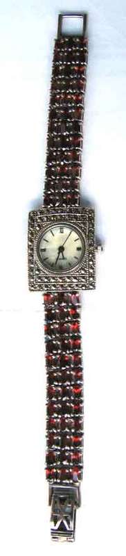 Lovely- 925 Sterling Silver, Marcasite  and  Garnets Wristwach.