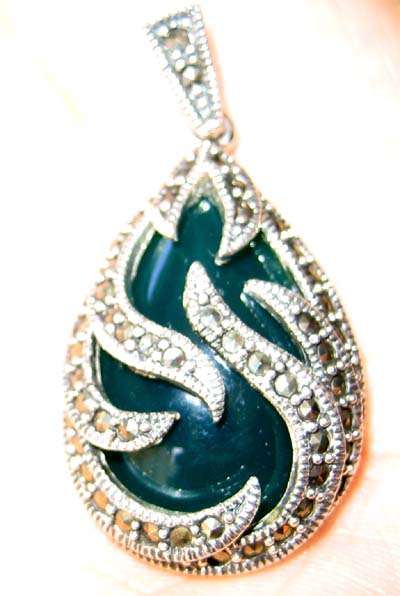 Atr Deco Style Silver, Marcasite and Geen Agate Pendant