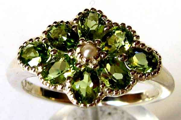 925 Solid Sterling Silver and Genuine  Peridots Ring,