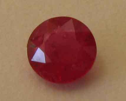 3.20 mm Round cut ruby 0.25 ct.