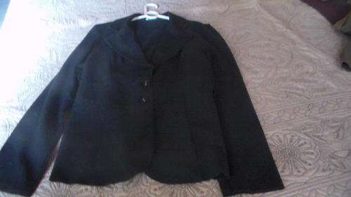 LADIES STUNNING BLACK JACKET