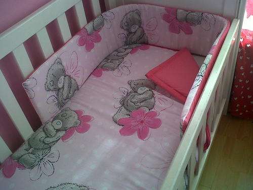 3 PIECE SCUFFY TEDDY IN PINK COT SET
