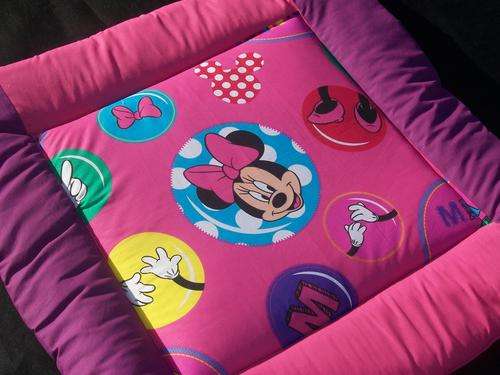 Minnie Mouse 1m x 1m Sqaure Donut