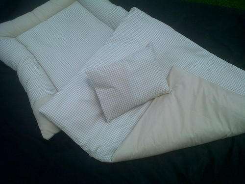 SALE !!!------>  5 PIECE  COT SET