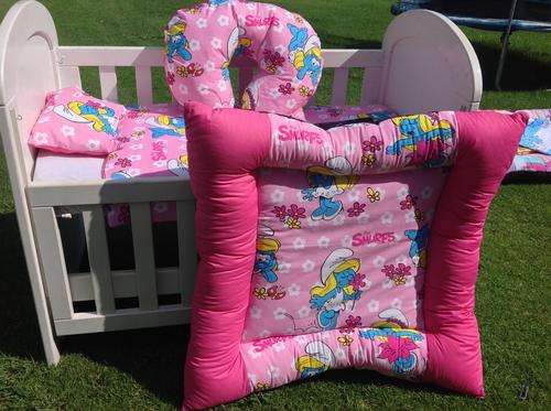 10 PIECE  COT SET SMURFETE