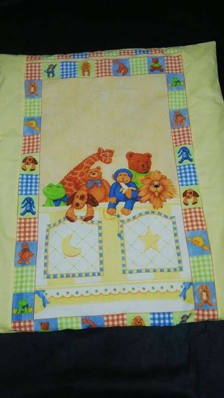 Sale!!!!!! Duvet with pillow and bumper with all inners