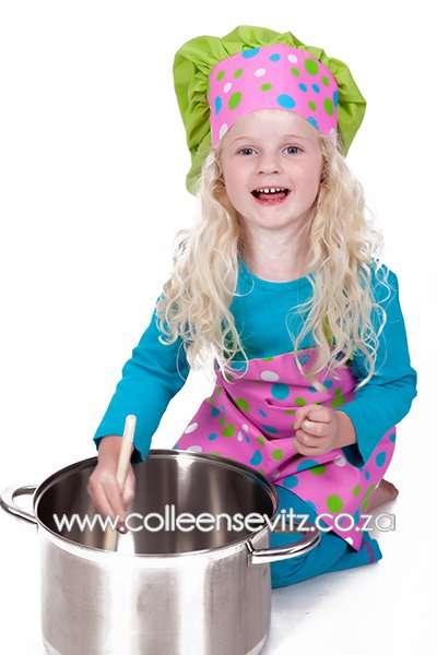 Kids Chefs hat and matching apron XMAS SPECIAL FREE WHISK !!!