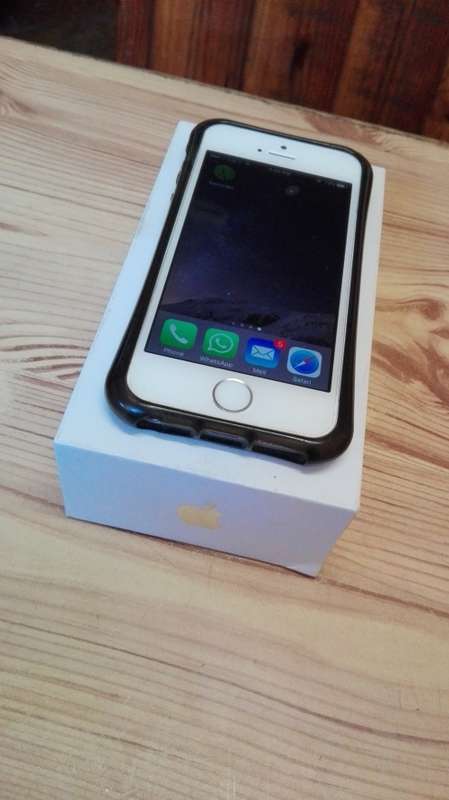 Silver Iphone 5s