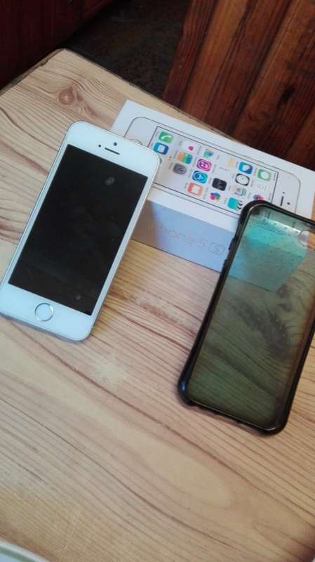 Silver Iphone 5s