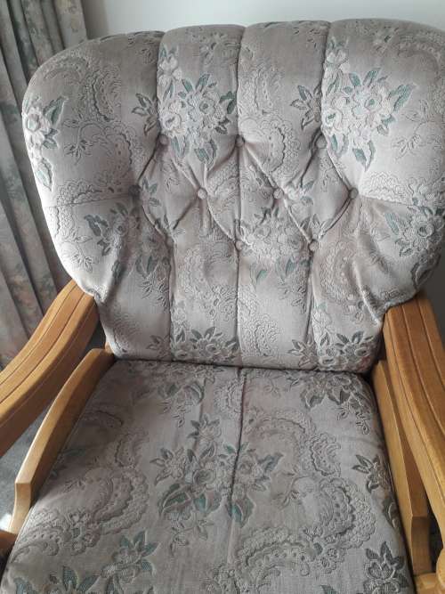 4 Piece Couch set in good condition. 2x1 seater,1x2 seater,1x 3 seater