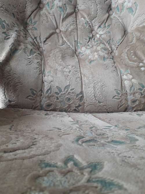 4 Piece Couch set in good condition. 2x1 seater,1x2 seater,1x 3 seater