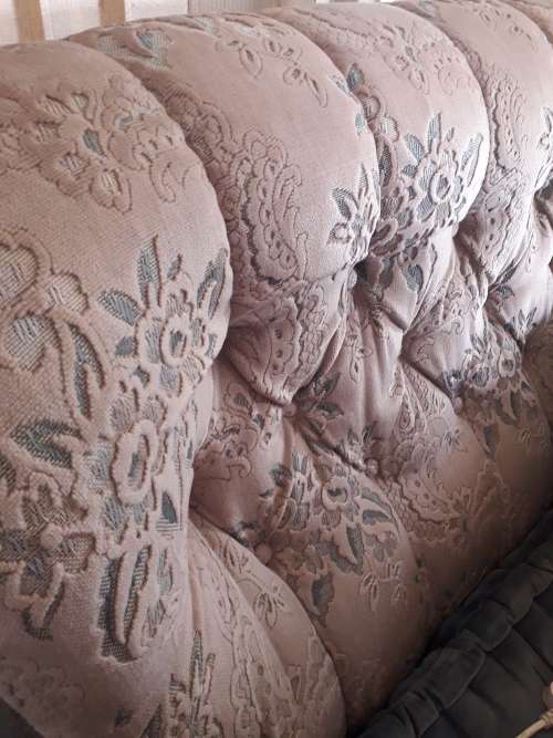 4 Piece Couch set in good condition. 2x1 seater,1x2 seater,1x 3 seater