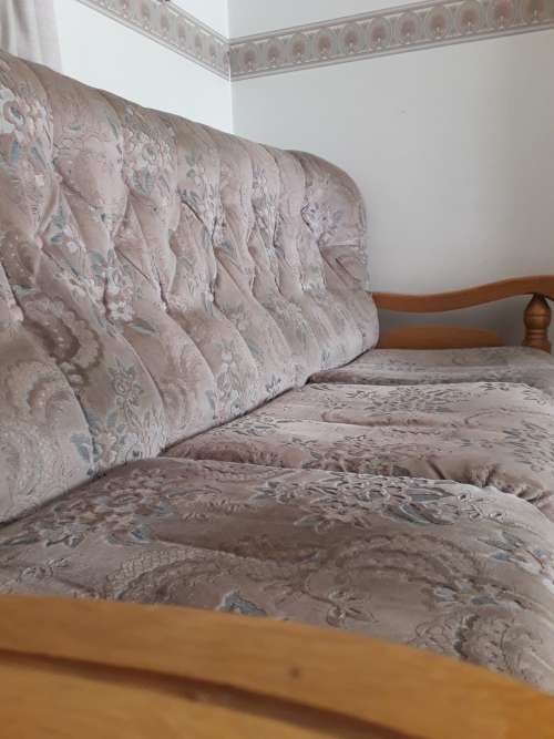 4 Piece Couch set in good condition. 2x1 seater,1x2 seater,1x 3 seater