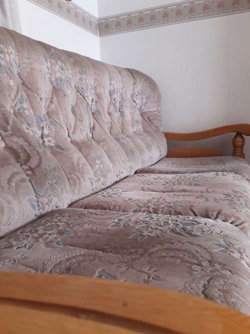 4 Piece Couch set in good condition. 2x1 seater,1x2 seater,1x 3 seater