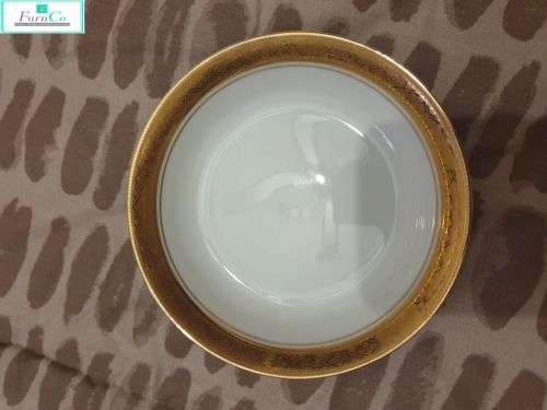 Presidential Collection Dinner Set 'Ref in Gold' by Gary Barr