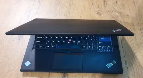 **COLLECTABLE** TOUCH SCREEN LENOVO THINKPAD ANNIVERSARY 25 EDITION Intel® Core i7 7500U | 16GB RAM