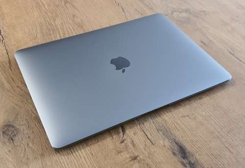 MACBOOK AIR 2019 TOUCH ID 13` RETINA Intel® Core i5 8210Y (1.6 GHz, 3.6 GHz) | 8GB Ram | 128 GB SSD