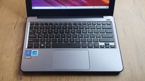 LATEST ASUS W202N Intel® Celeron® N3350 Dual-Core | 4 GB RAM | 64 GB SSD