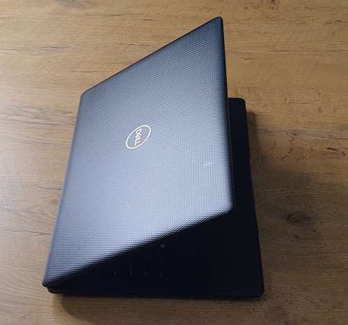 GAMING DELL 15` FHD Intel® Core i7 8th Gen Quad-Core| 8GB RAM | AMD RADEON GFX | 1 TB HDD
