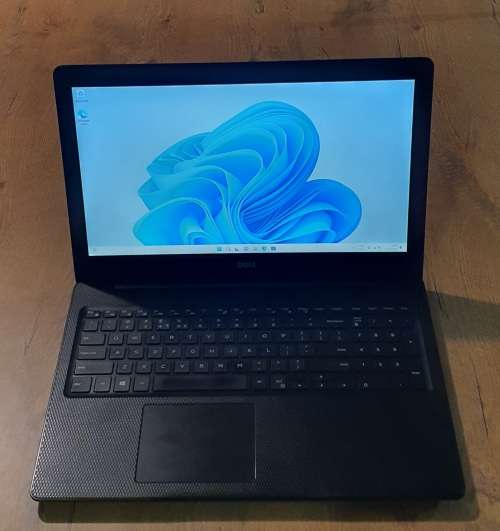 GAMING DELL 15` FHD Intel® Core i7 8th Gen Quad-Core| 8GB RAM | AMD RADEON GFX | 1 TB HDD