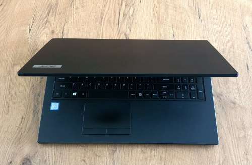***LATE ENTRY*** ACER TRAVELMATE 15 Intel® Core i5 8th Gen Quad-Core | 8GB RAM | 256GB SSD