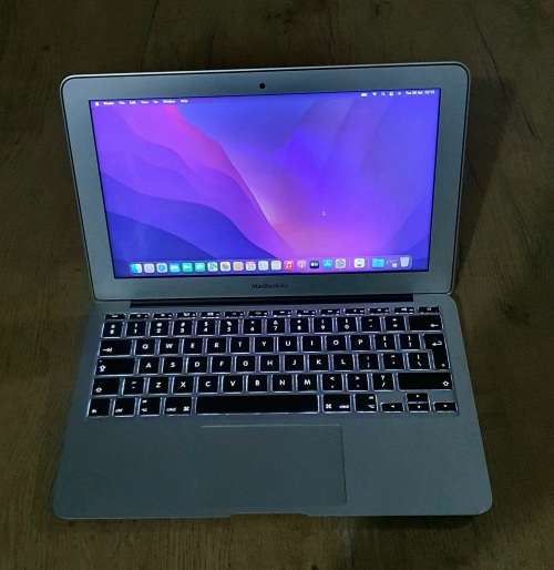 ****VERY SLIM***APPLE MACBOOK AIR 2015 Intel® Core i5 | 4 GB Ram | 1.5 GB Gfx | 128 GB SSD
