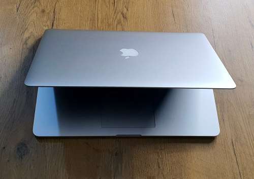 ***MONSTER*** MACBOOK PRO 15 RETINA Intel® Core i7 Quad-Core | 8GB Ram| NVIDIA GEFORCE | 512GB SSD