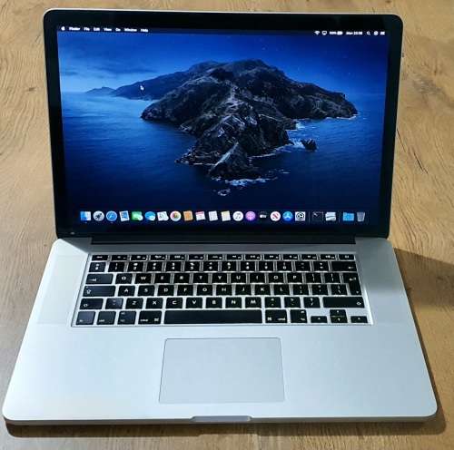 ***MONSTER*** MACBOOK PRO 15 RETINA Intel® Core i7 Quad-Core | 8GB Ram| NVIDIA GEFORCE | 512GB SSD