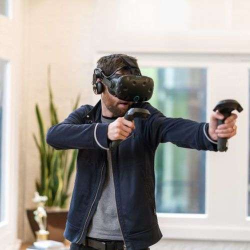 HTC VIVE VR HEADSET FULL SET