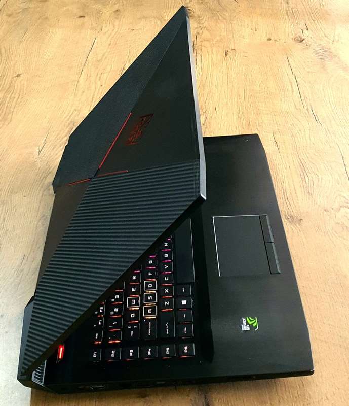HP OMEN 17 FHD Intel® Core i7 8750H | 16 GB RAM | 8 GB GTX 1070 NVIDIA | 256 GB SSD + 1 TB HDD