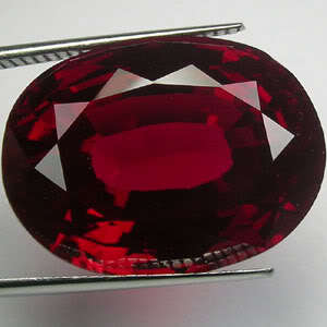 15.45ct. NICE HUGE AWESOME BLOOD RED RUBY OVAL GEM