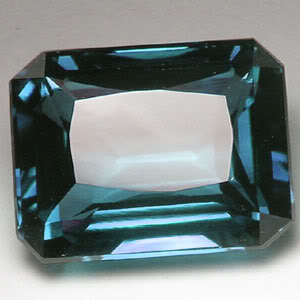 30.15ct. HUGE AMAZING COLOR CHANGE ALEXANDRITE OCTAGON