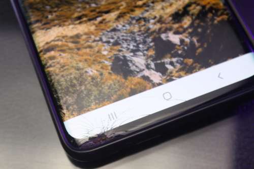 Samsung Galaxy S10+ 163.5mm (6.4`) Quad HD+ Dynamic AMOLED 128GB Memory 8GB Ram (Cracked screen)
