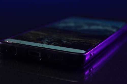 Samsung Galaxy S10+ 163.5mm (6.4`) Quad HD+ Dynamic AMOLED 128GB Memory 8GB Ram (Cracked screen)