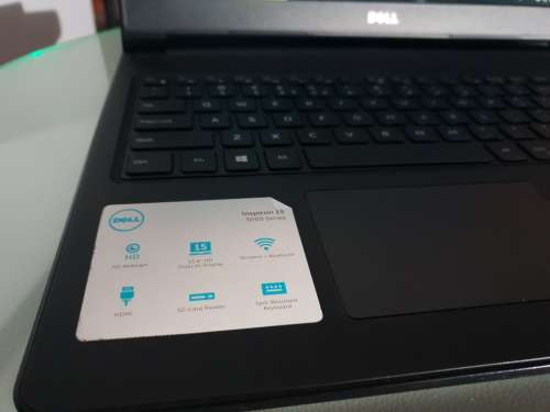 Dell Inspiron 15 3567 15.6` i5-7200U 7th Gen 4GB Ram 1TB HDD UHD Graphics 620. Broken Ram Slot