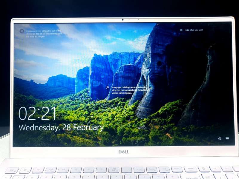 Dell Inspiron 15 5501 15.6 Touchscreen i7-1065G7 10th Gen 16GB Ram 512GB SSD NVIDIA GeForce MX330