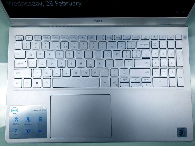 Dell Inspiron 15 5501 15.6 Touchscreen i7-1065G7 10th Gen 16GB Ram 512GB SSD NVIDIA GeForce MX330