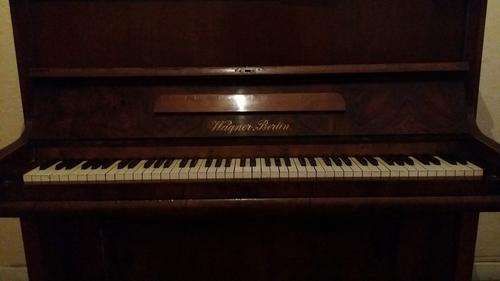 Antique Wagner Berlin Piano