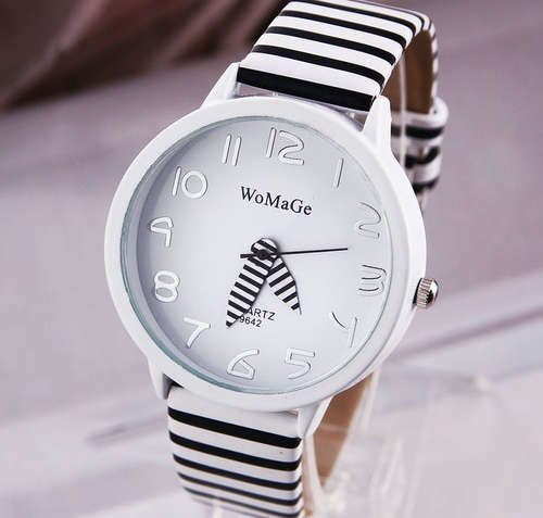 WoMaGe - Silicone/Rubber  Womens Wristwatch - Black/White