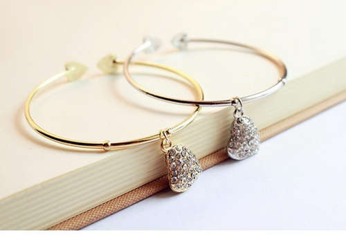Accessorize womens heart bracelet - Silver
