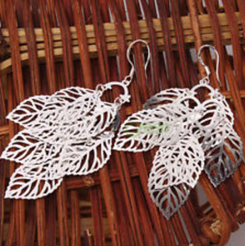 Silver leaf earrings